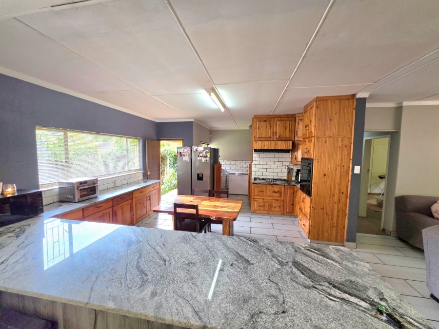 5 Bedroom Property for Sale in Panorama Free State